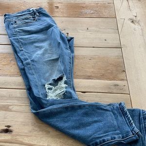 Good American. Good legs cropped. Distressed. 10.